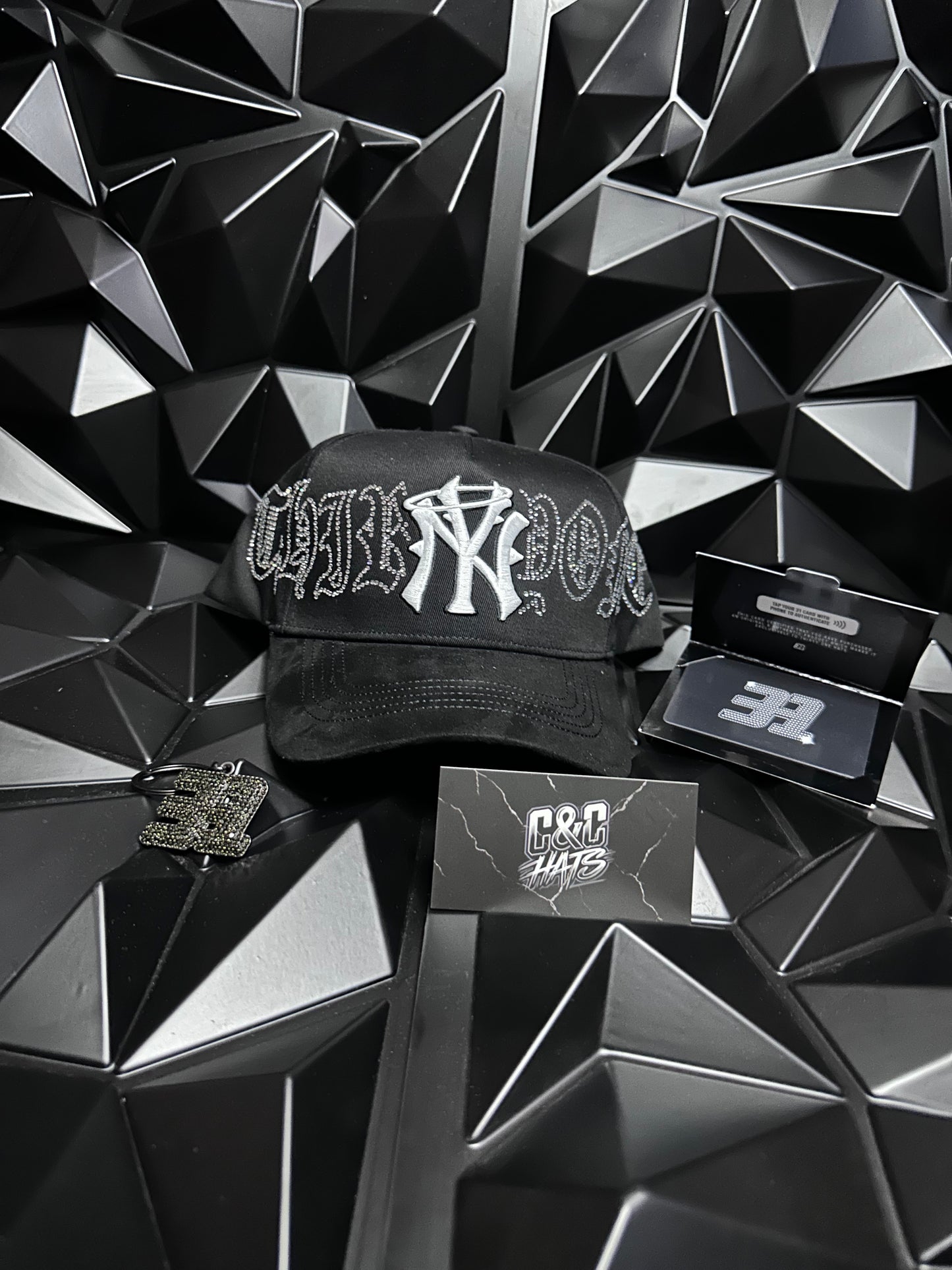 31 HATS - CRYSTAL WHITE