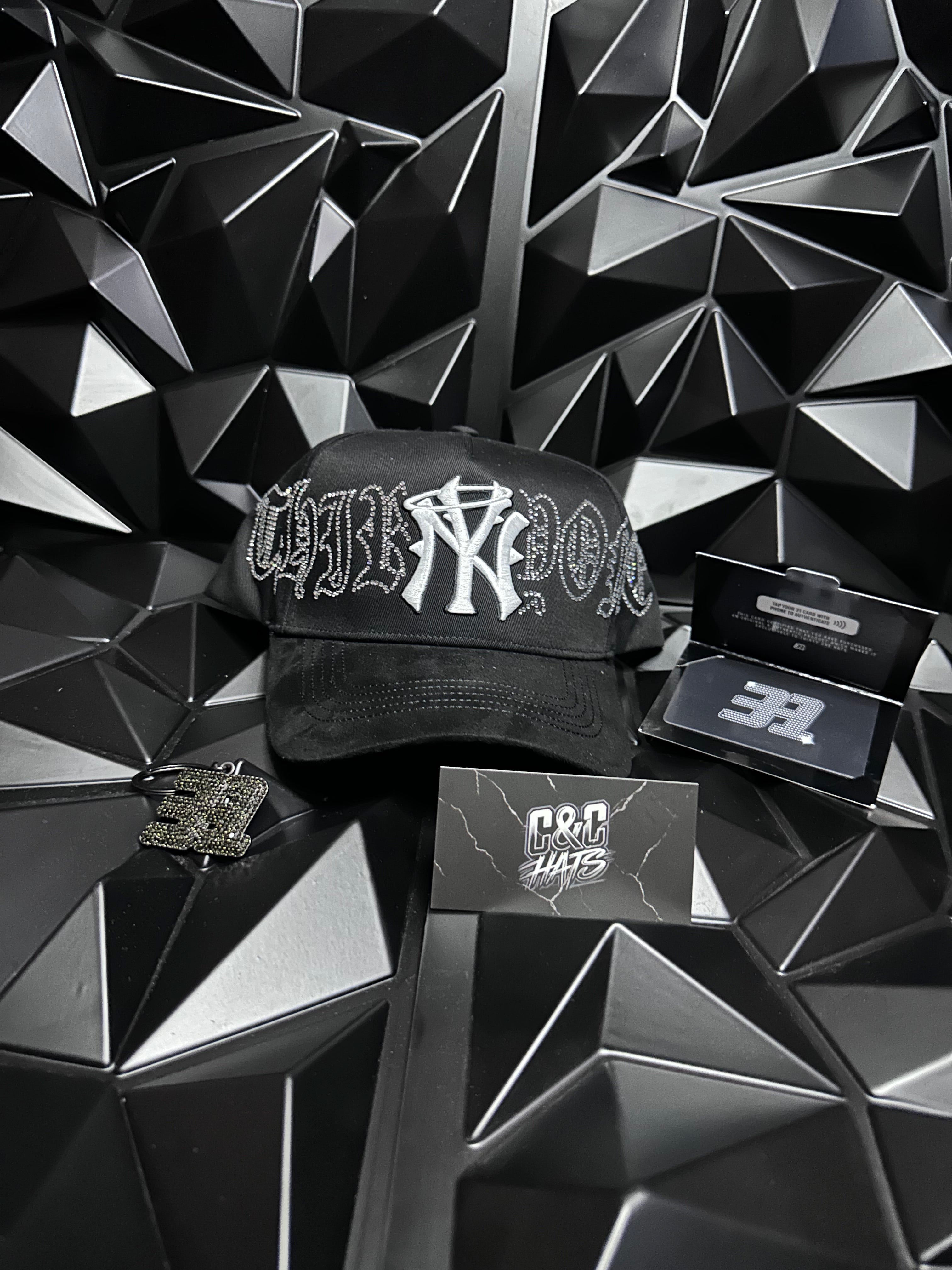 31 HATS - CRYSTAL WHITE